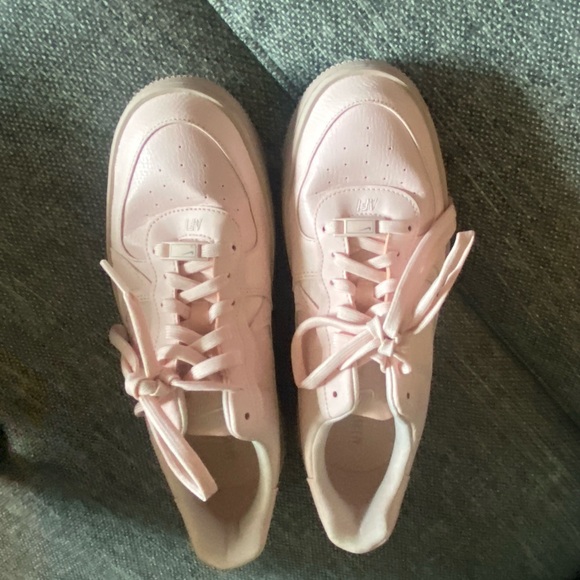 Nike Air Force Ones Light Pink - Picture 2 of 9